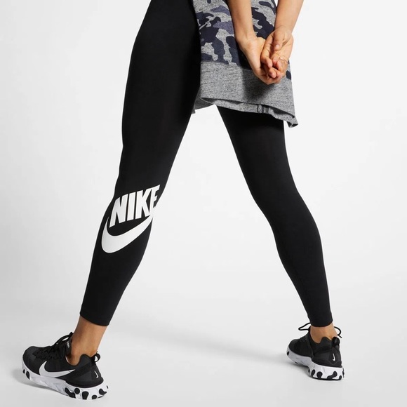 Nike Sportswear Leg-A-See 7/8 Legging - Women's - Picture 5 of 12